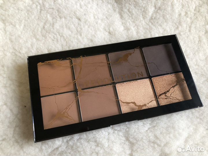 Палетка для контуринга revolution