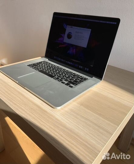 Apple MacBook Pro