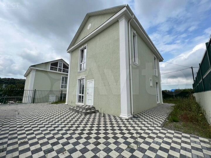 Коттедж 140,9 м² на участке 3 сот.