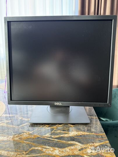 Монитор Dell P1917S