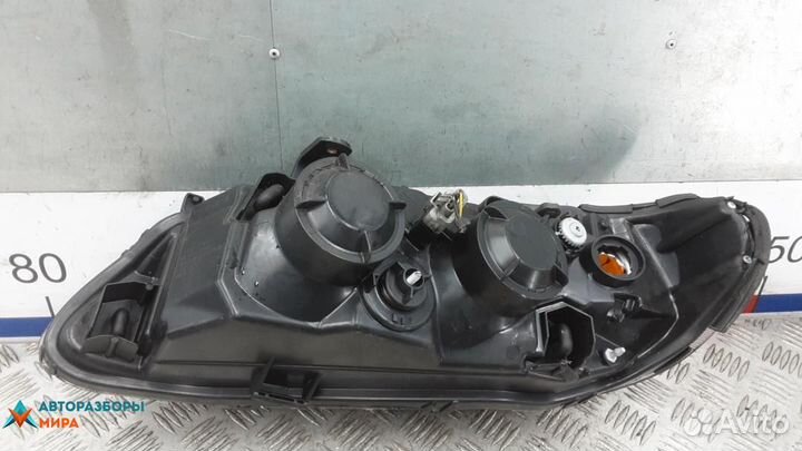 Фара правая Nissan Almera N16 рест. 2005