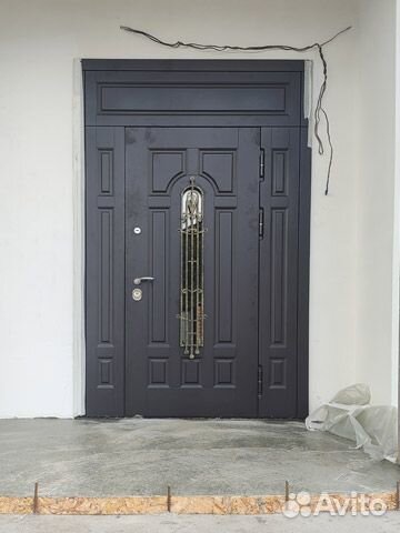 Дверь со Стеклом и Ковкой Ржавки