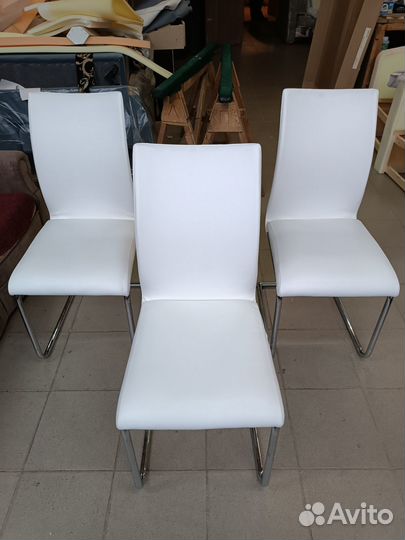 Перетяжка стульев, табуреток,сидушек