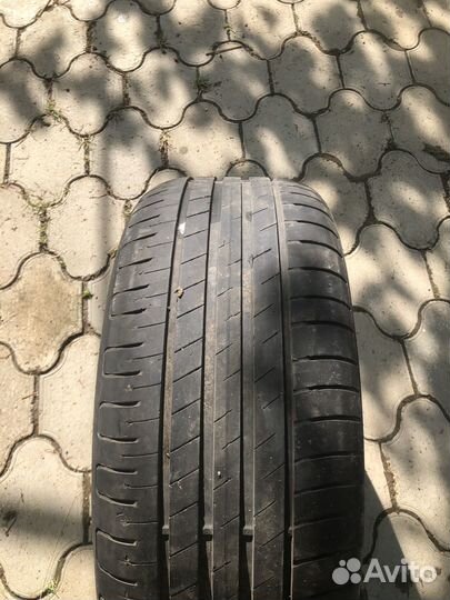 Goodyear EfficientGrip Performance 225/50 R17 98V