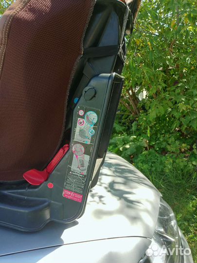 Автомобильное кресло детское б/у