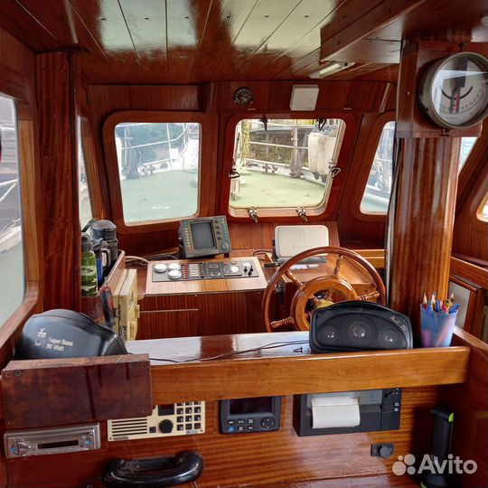 Продам стальную парусную яхту