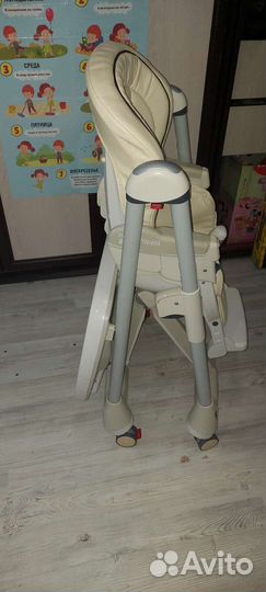 Детский стул для кормления Peg Perego