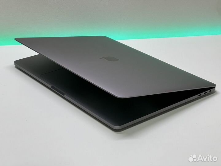 Топовый MacBook Pro 16 i9/64/1TB/2 video