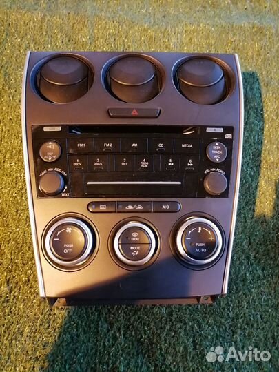 Блок управления климат-контролем G31J-61-190 Mazda