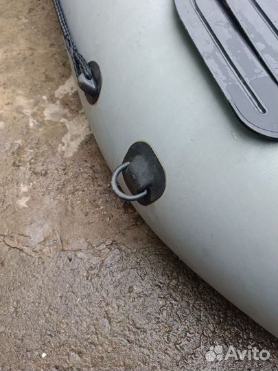 Продаю лодку