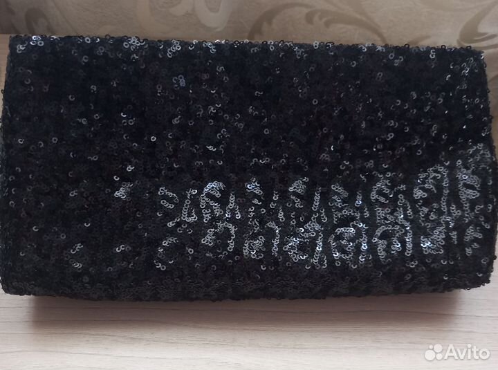 Клатч с пайетками