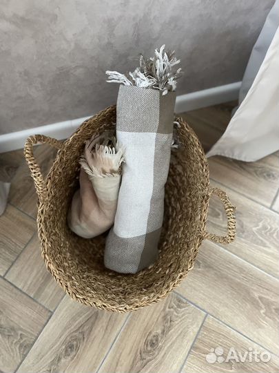 Корзина интерьерная