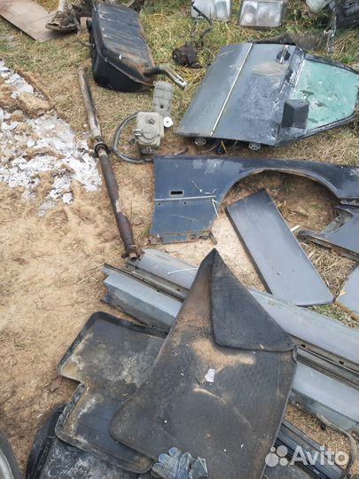 Запчасти на mercedes benz w124