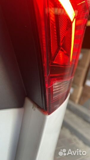 Фонарь задний правый tiguan 2 рест внешний