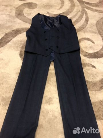 Костюм с жилеткой