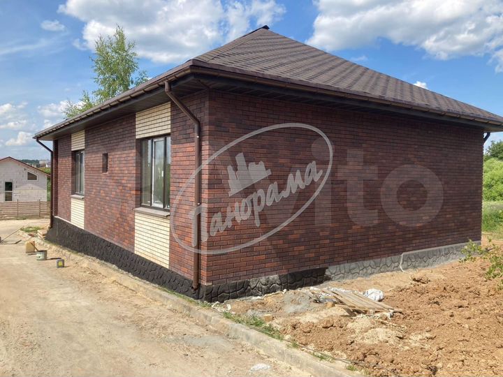 Дом 95 м² на участке 5 сот.