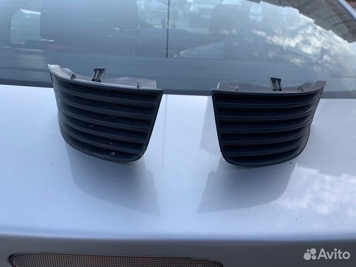 Заглушки в бампер, Toyota OPA