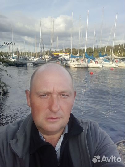 Менеджер по продажам