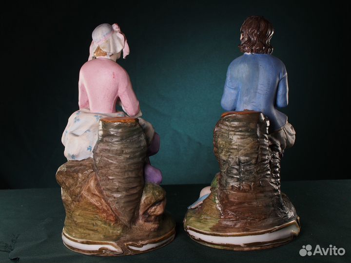 Фарфоровые парные статуэтки. Франция. XIX век