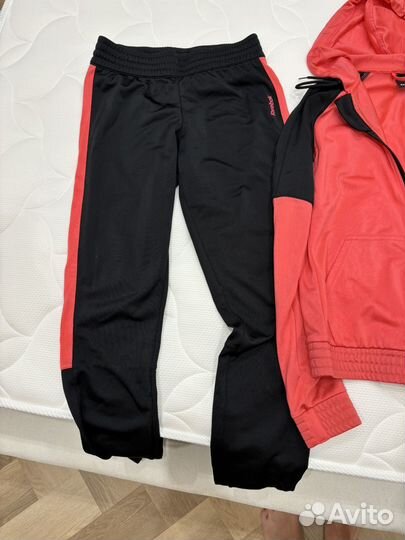 Спортивный костюм Reebok