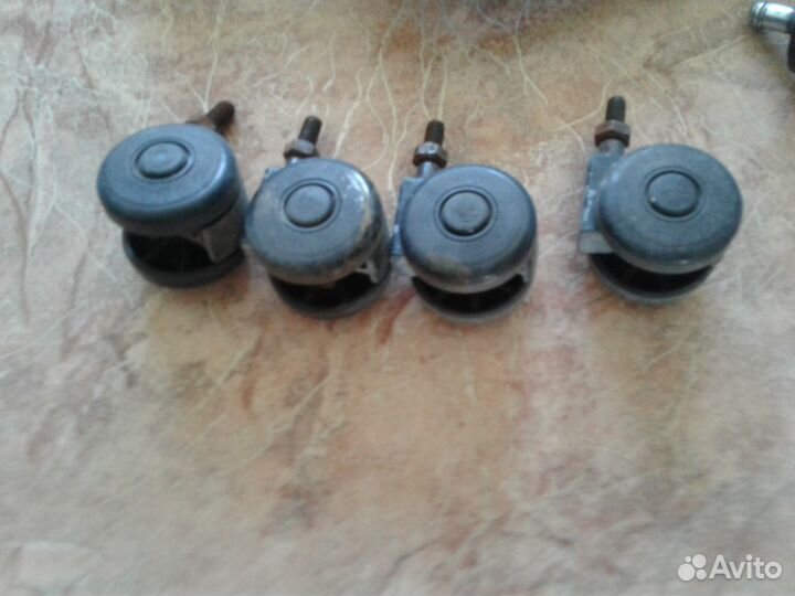 Запчасти к компьютерному креслу б/у