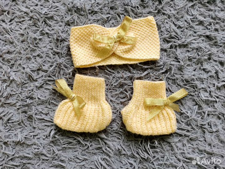 Повязка и пинетки для малышки, ручной работы