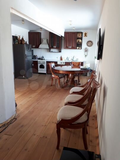 Дом 232 м² на участке 10 сот.