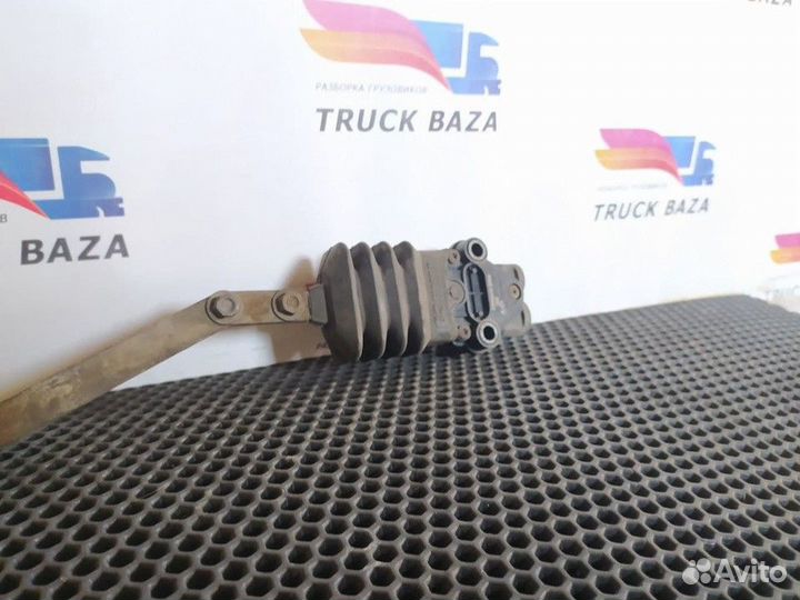 Кран уровня пола кабины