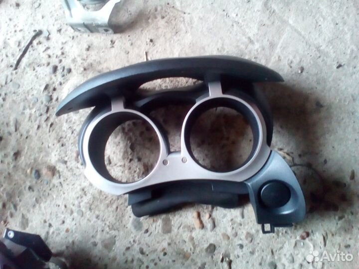 Накладка щитка приборов Ниссан Жук,Nissan Juke