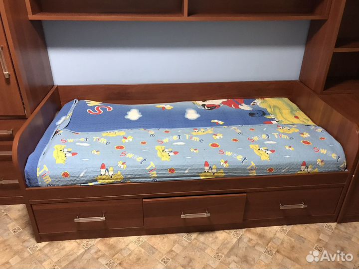 Спальный детский гарнитур без кровати