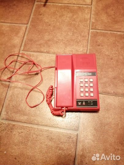 Телефон ретро