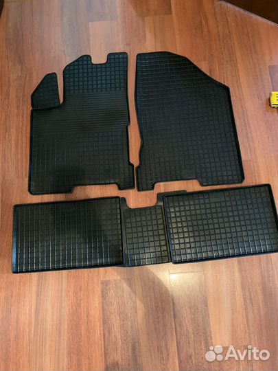 Коврики на LADA vesta и LADA Priora