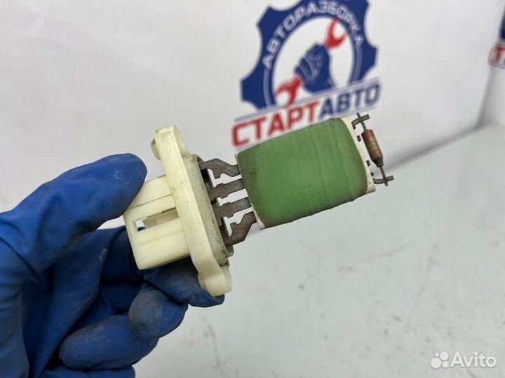 Резистор отопителя Ford Fusion fyja 2008