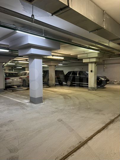 Машиноместо, 16 м²