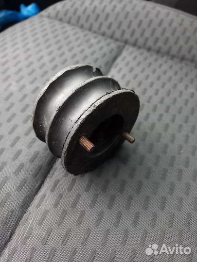 Подушка двигателя ваз 2107