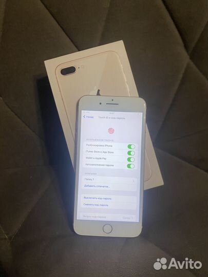 iPhone 8 Plus, 64 ГБ