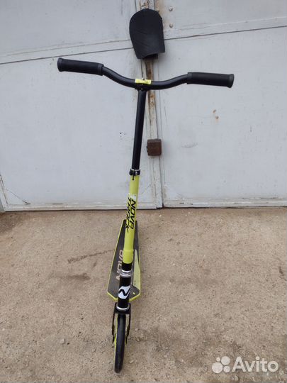 Самокат novatrack polic 200
