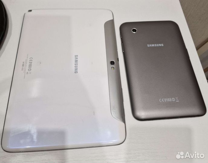 Продам 2 планшета Samsung. на запчасти