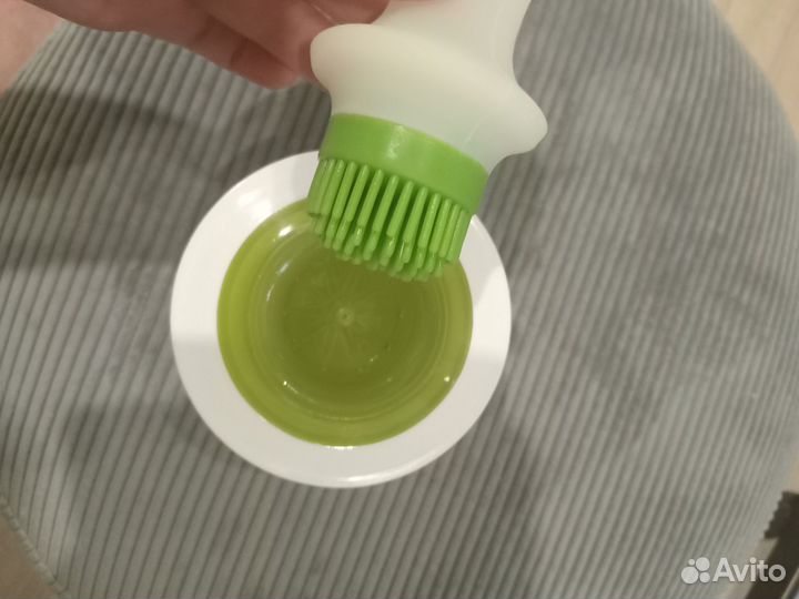 Масленка стекло с силиконовой кистью