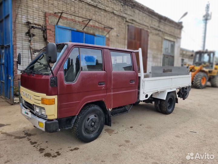 Toyota Dyna бортовой, 1988