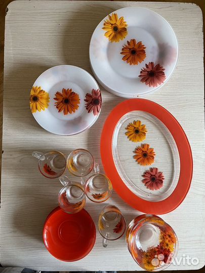 Сервиз столовый Luminarc Герберы Франция