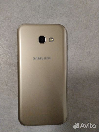 Samsung Galaxy A5 (2017) SM-A520F/DS, 3/32 ГБ