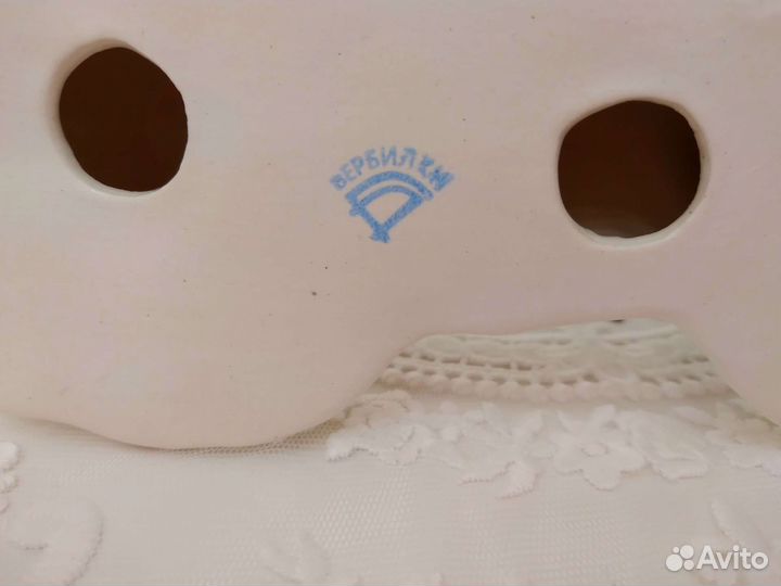 Белый медведь фарфор
