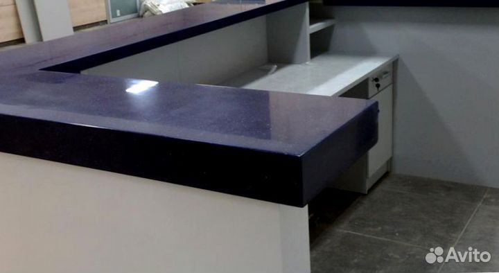 Ресепшн для клиники кварцевого агломерата