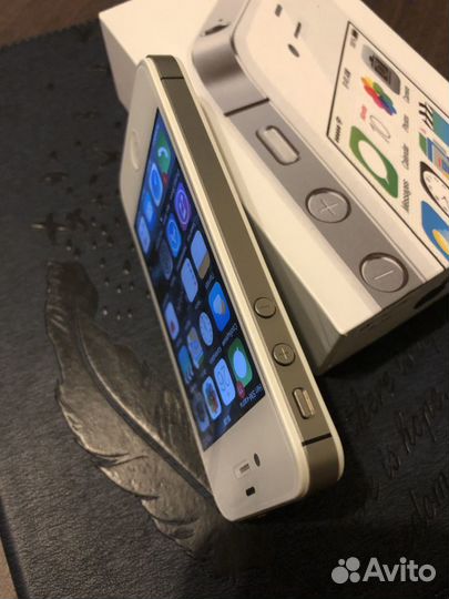 iPhone 4S, 16 ГБ