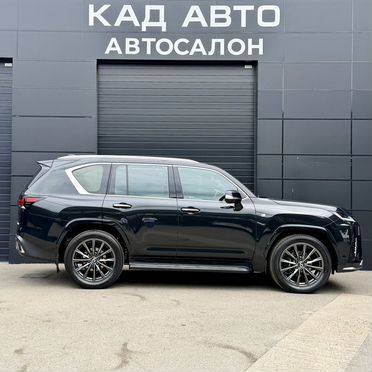 Lexus LX 3.3 AT, 2026, 18 км