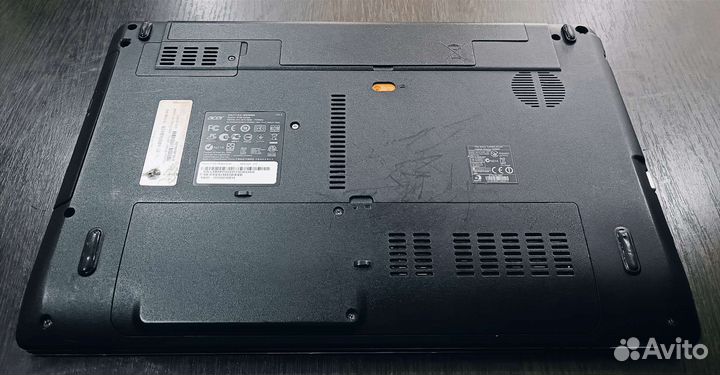 Ноутбук Acer 15.6/Gf630m/i3/4Gb/SSD+HDD