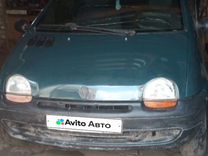 Renault Twingo 1.2 MT, 1994, битый, 180 000 км, с пробегом, цена 60 000 руб.