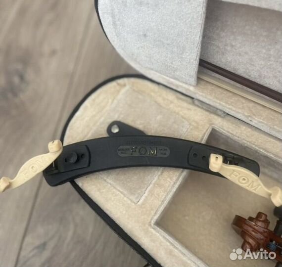 Скипка чешская, 3/4