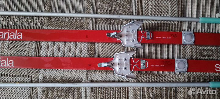 Лыжи Karjala с палками 1986г